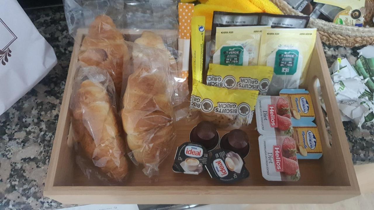 ア・コルーニャCamino Ingles Habitacion Luxe Doble Bano Y Cocinaアパートメント エクステリア 写真